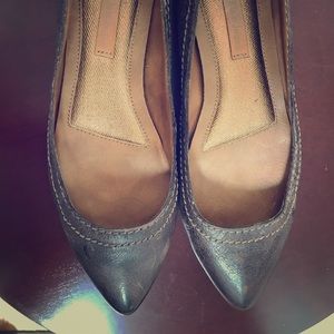 Women’s flats